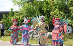 賞非遺、看表演！漢中“五一”文旅活動(dòng)亮點(diǎn)紛呈縮略圖